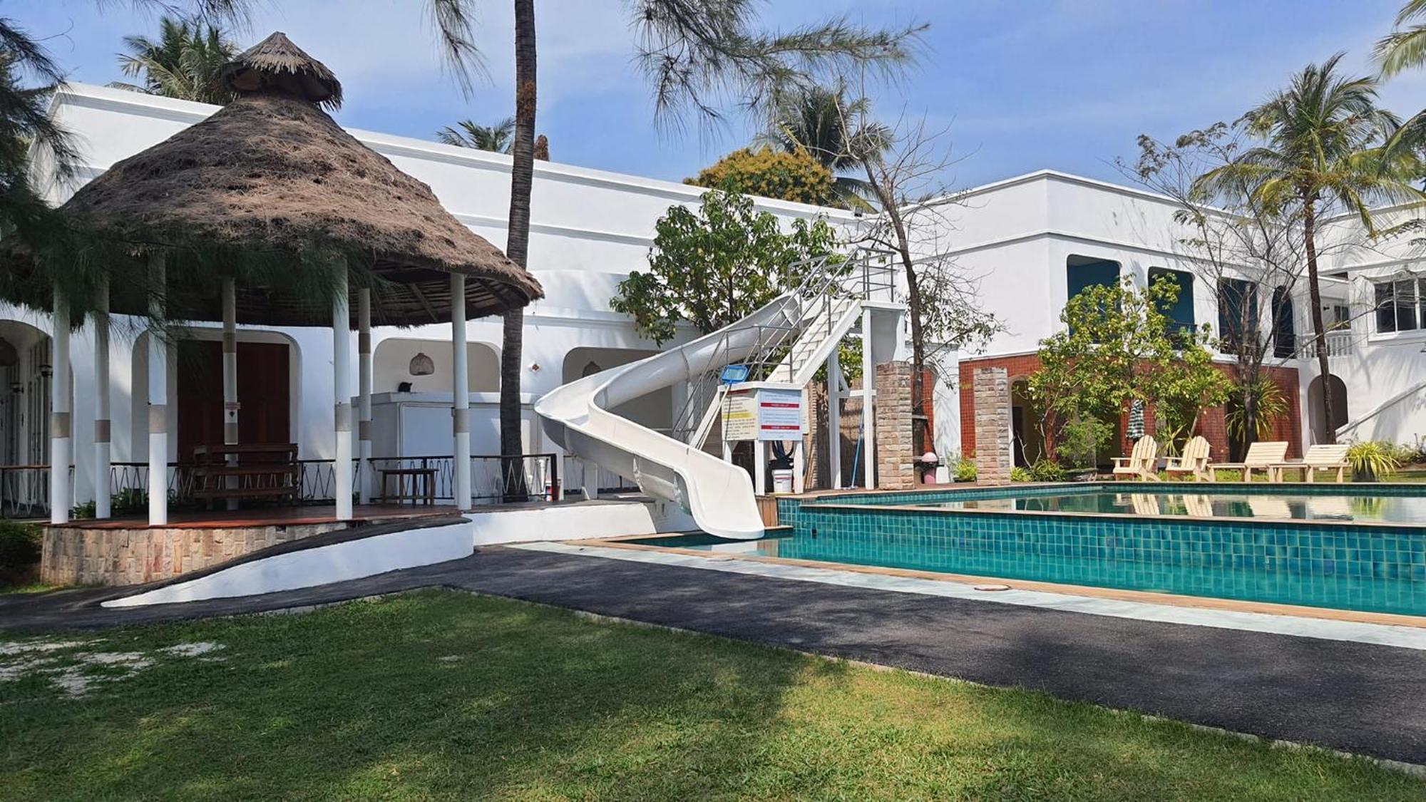 Hotel Meet The Sea à Khlong Yai Extérieur photo